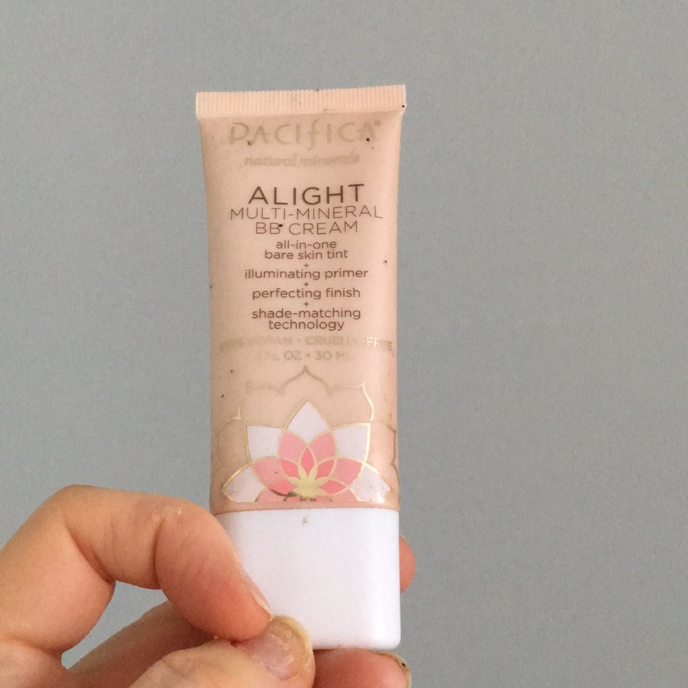 Pacifica alight multi mineral bb cream